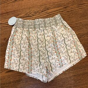Hill House High Waist Floral Shorts - Cream and Green